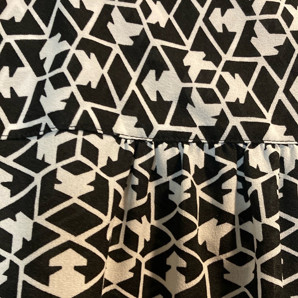 J. Crew Black and White Graphic Blouse with Mandarin Collar - Picture 7 of 7